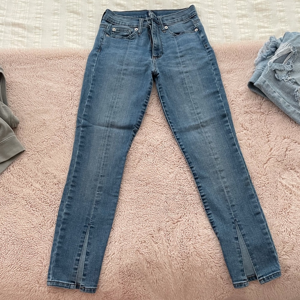 Gap Super High Rise True Skinny Jeans